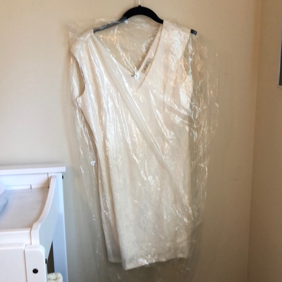 PRICE DROP! Arden B dress - Picture 3 of 7